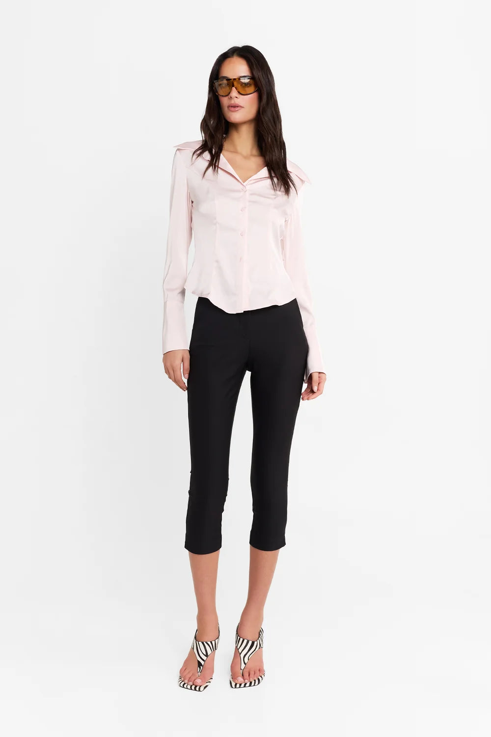 Reena Capris- Black