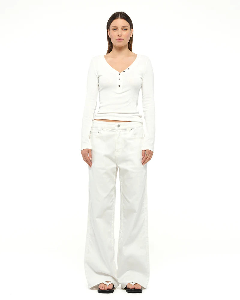 Harlow Henley - White
