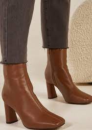 Eve Boots Mocha